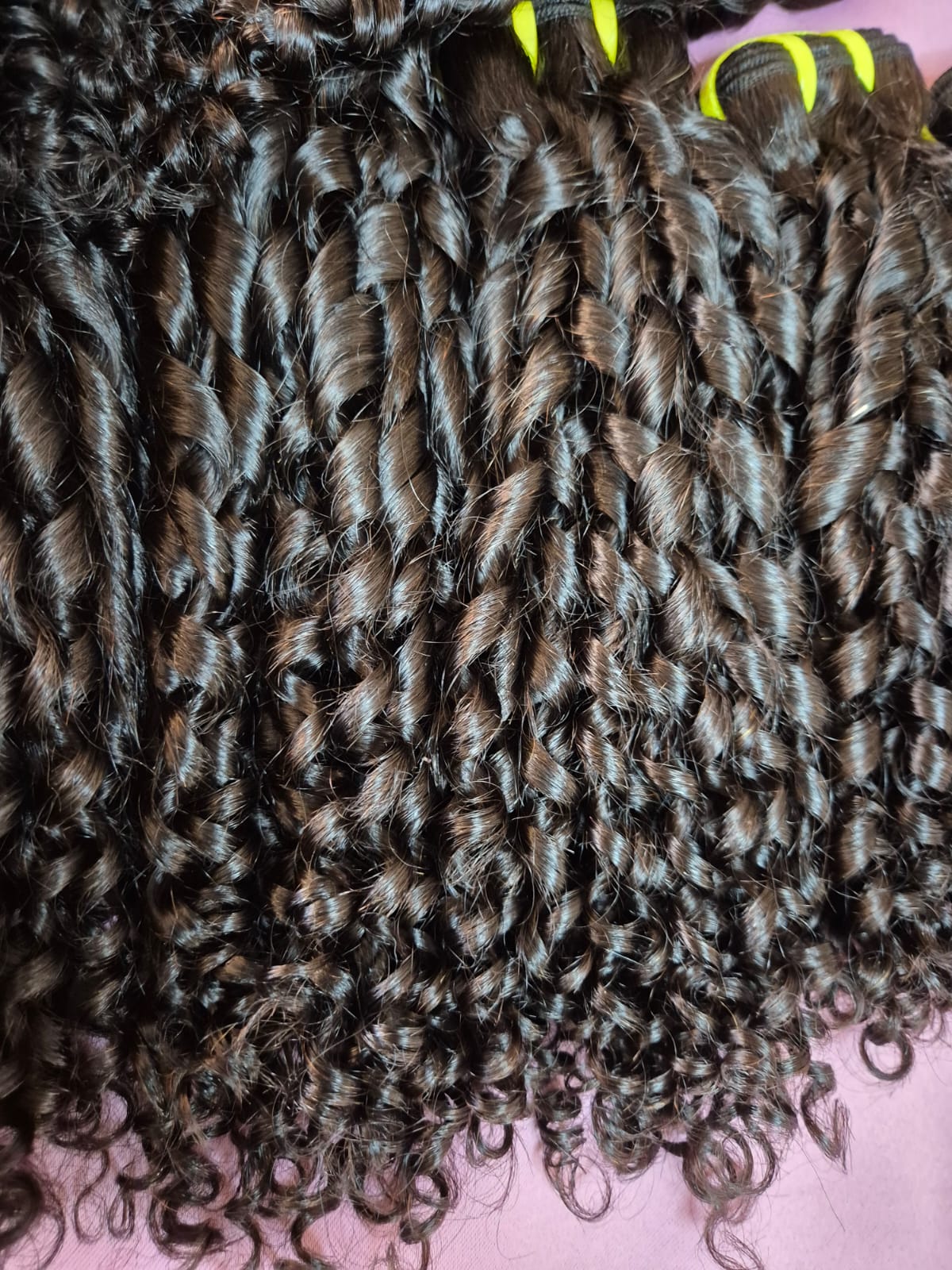 TATA HAIR BEAUTY - Tissage Pixie Curly
